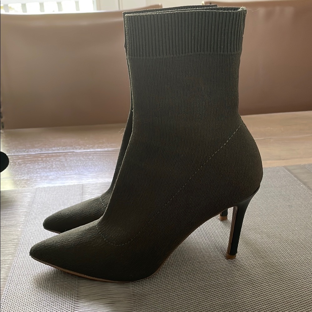 Steve Madden Claire Olive Green Women's Ankle Boots